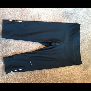 Women’s Nike Dri fit crop running leggings